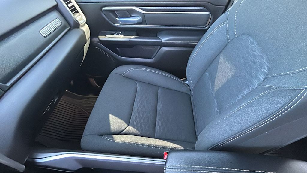 Thumbnail: 2025 RAM 1500 - 10