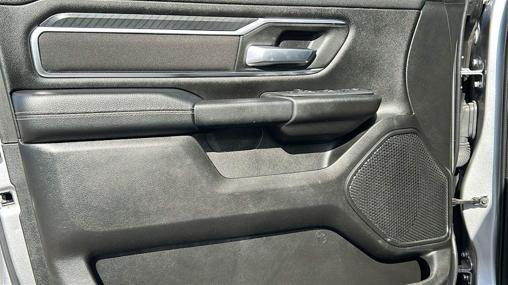 Thumbnail: 2025 RAM 1500 - 27