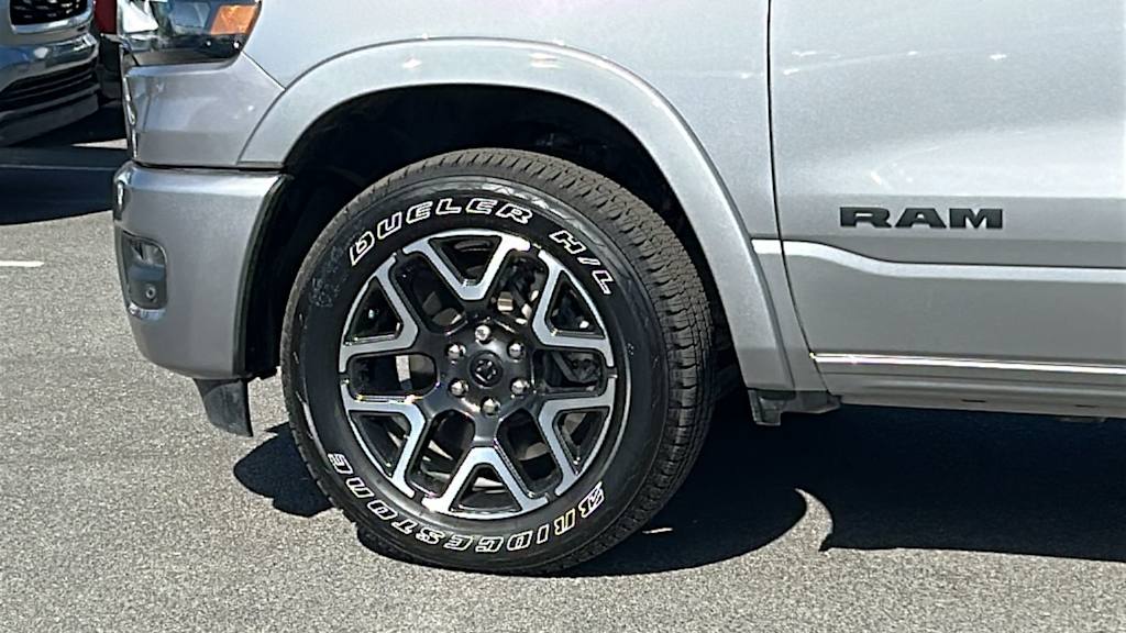 Thumbnail: 2025 RAM 1500 - 8