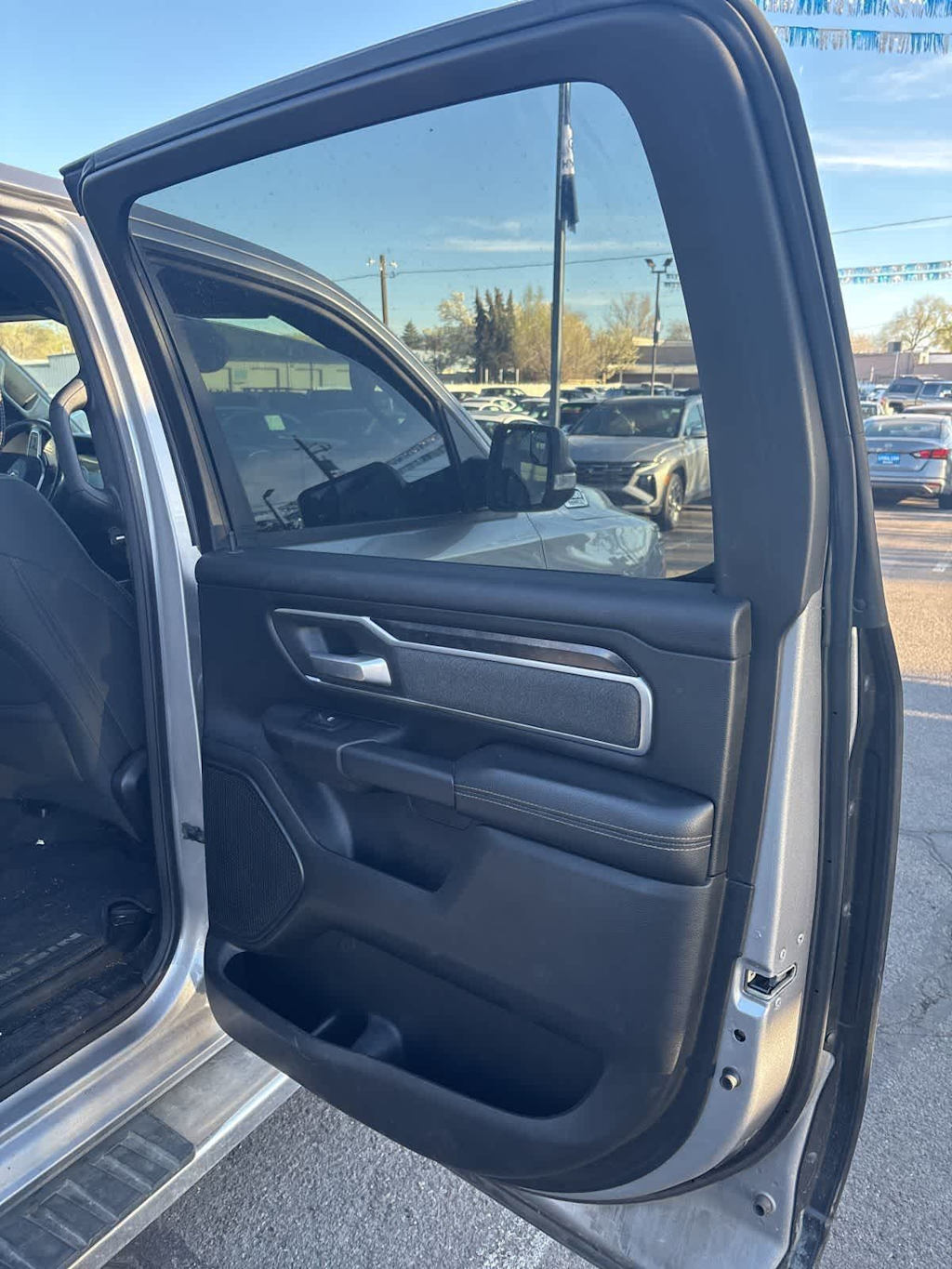 Thumbnail: 2019 RAM 1500 - 18