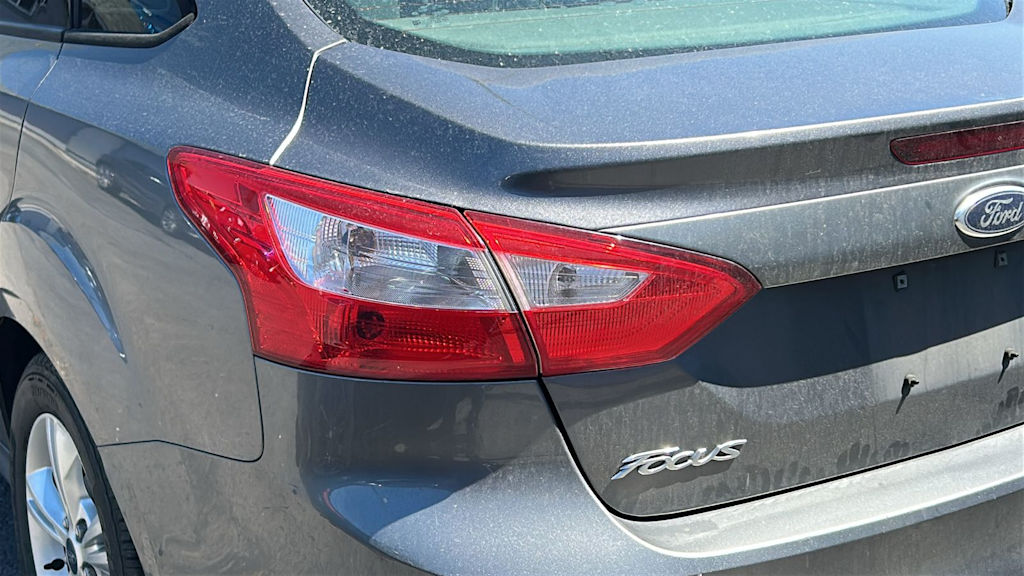 Thumbnail: 2014 Ford Focus - 16