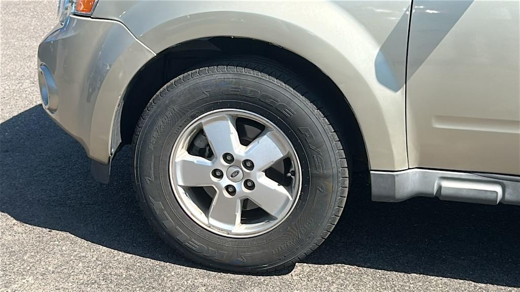 Thumbnail: 2012 Ford Escape - 7