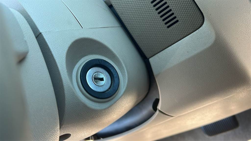 Thumbnail: 2012 Ford Escape - 18