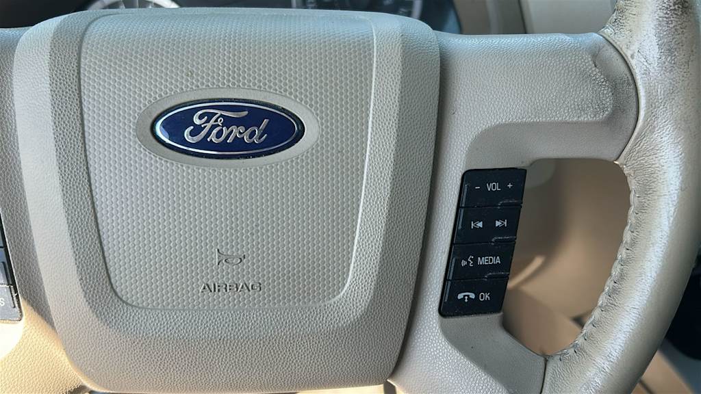 Thumbnail: 2012 Ford Escape - 20