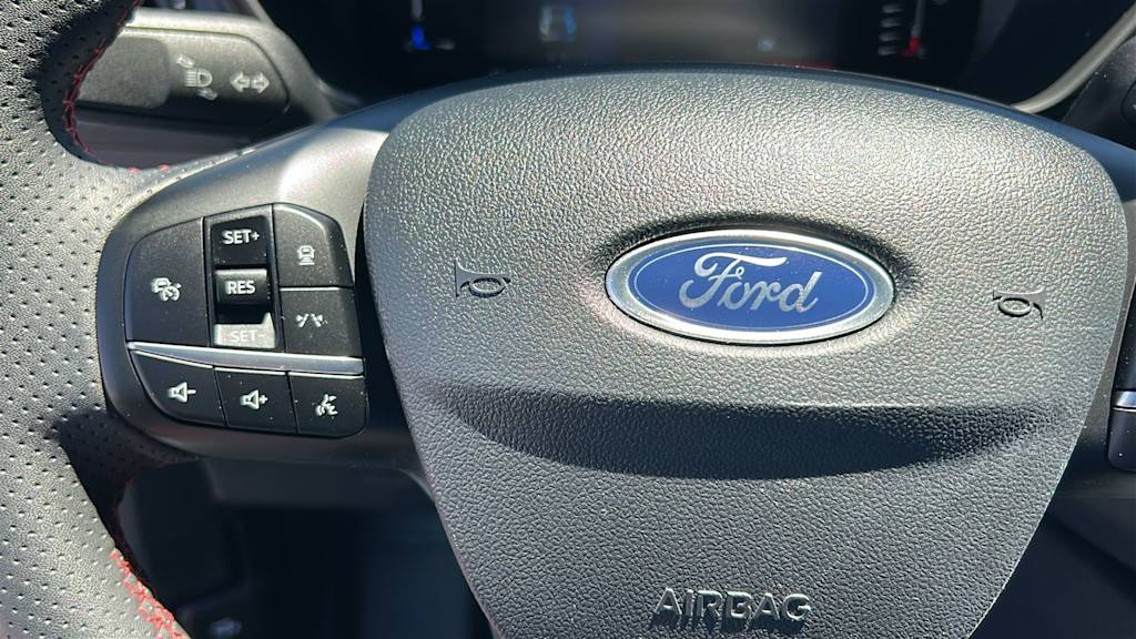 Thumbnail: 2023 Ford Escape - 19