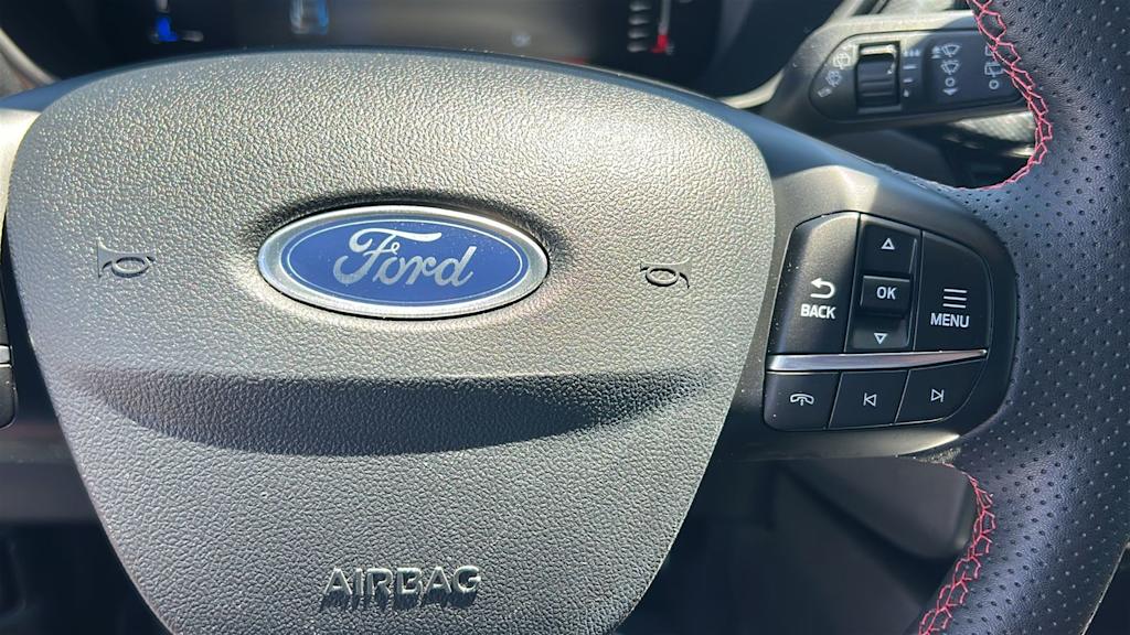 Thumbnail: 2023 Ford Escape - 20