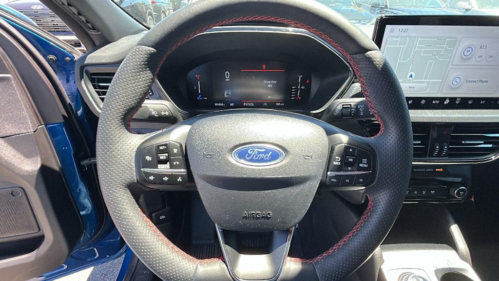 Thumbnail: 2023 Ford Escape - 8
