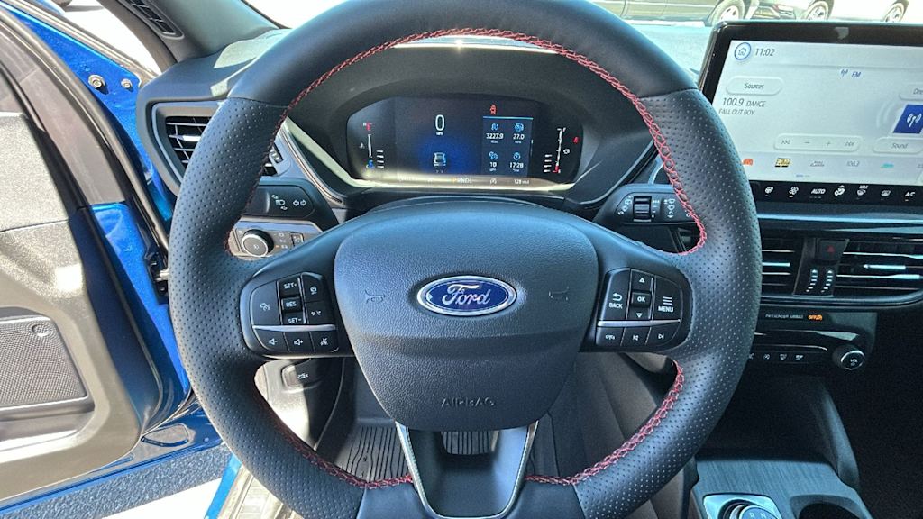 Thumbnail: 2023 Ford Escape - 8