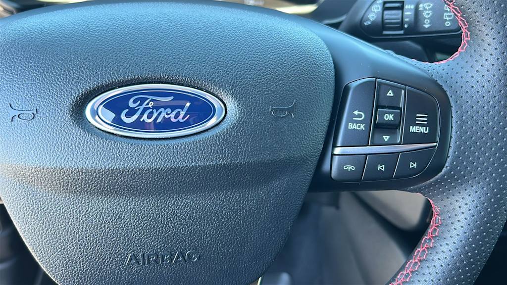 Thumbnail: 2023 Ford Escape - 24
