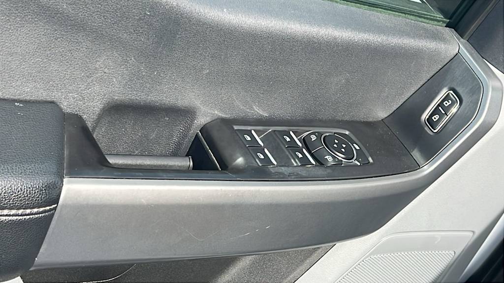 Thumbnail: 2023 Ford F-350 - 27