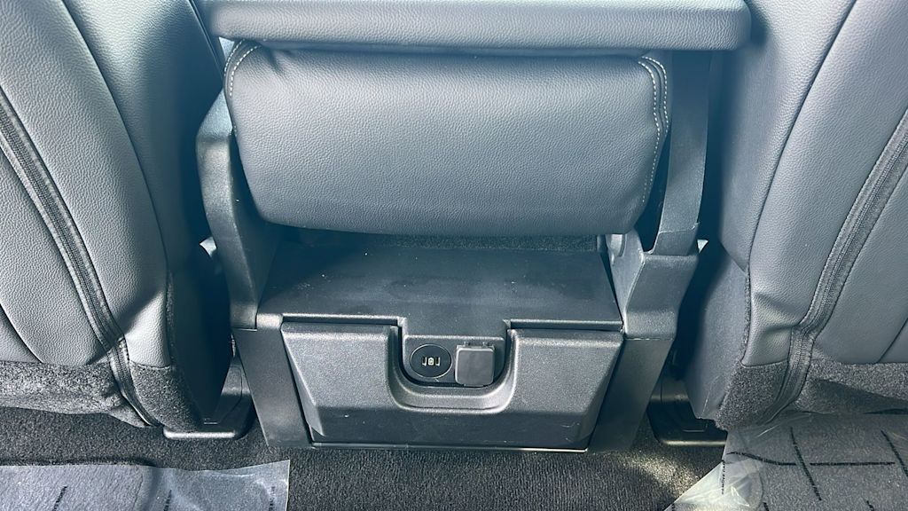 Thumbnail: 2023 Ford F-350 - 29