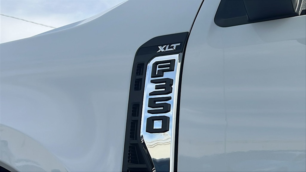 Thumbnail: 2023 Ford F-350 - 30