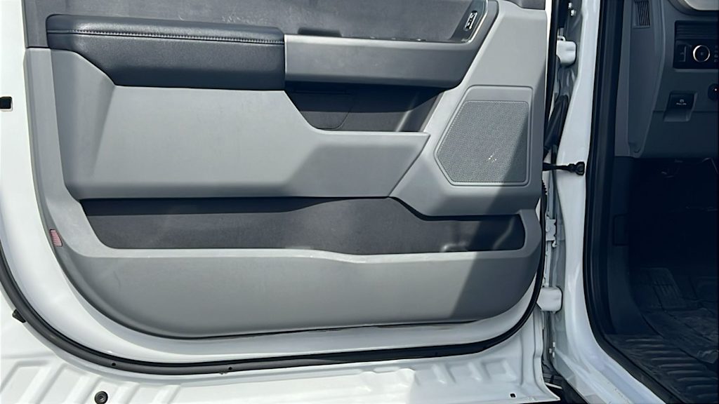 Thumbnail: 2023 Ford F-350 - 28