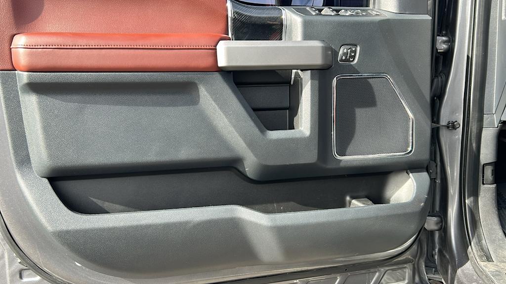 Thumbnail: 2022 Ford F-350 - 28