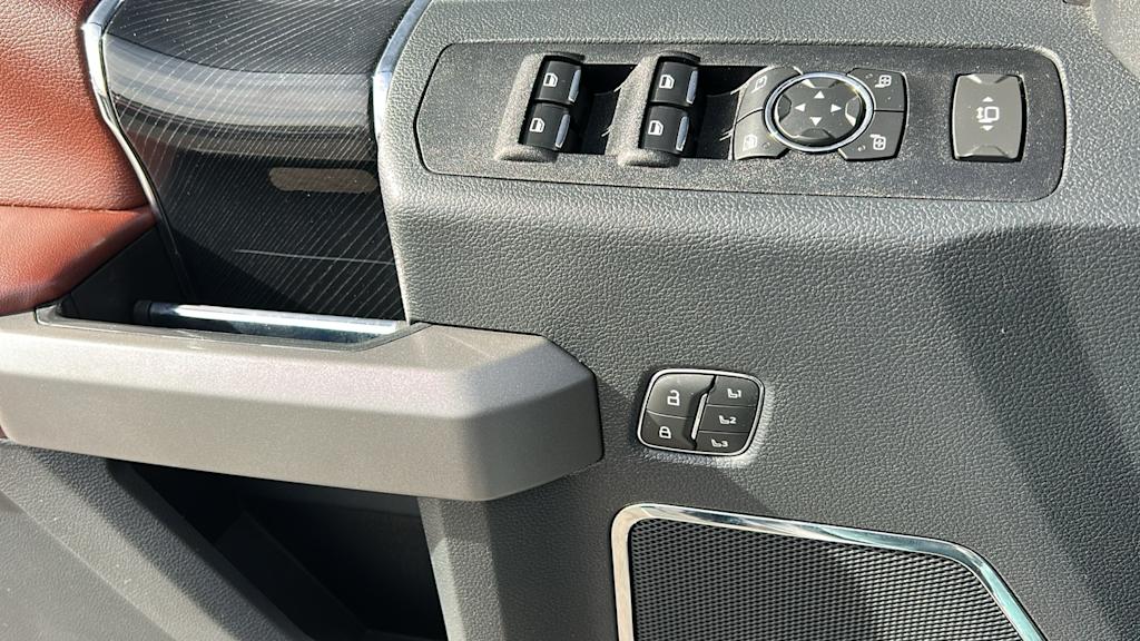 Thumbnail: 2022 Ford F-350 - 27