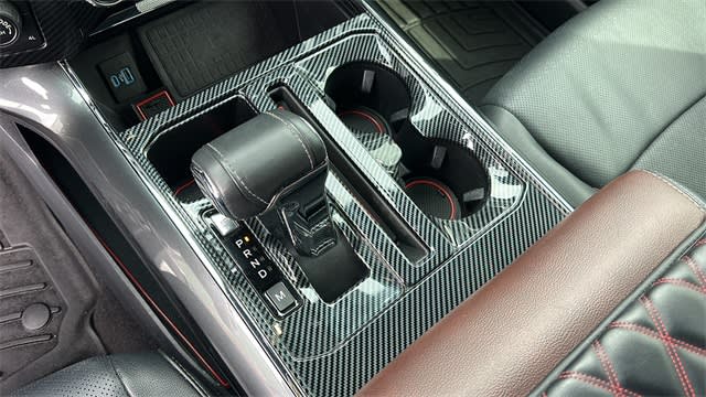 2022 Ford F-150 Lariat 13