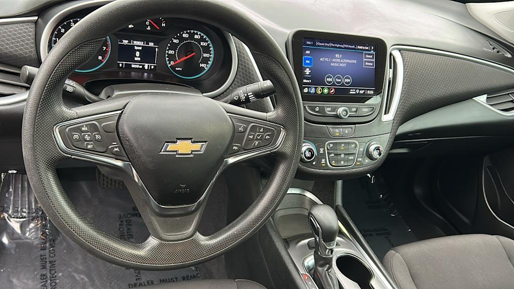 Thumbnail: 2023 Chevrolet Malibu - 2