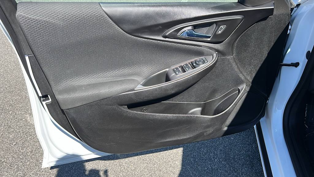 Thumbnail: 2023 Chevrolet Malibu - 29