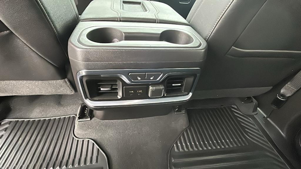 Thumbnail: 2021 Chevrolet Silverado 2500 - 30