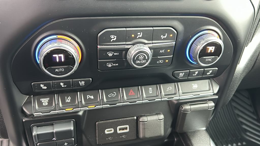 Thumbnail: 2021 Chevrolet Silverado 2500 - 22