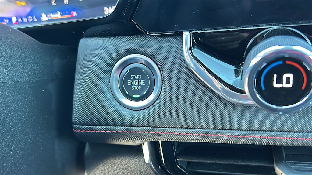 Thumbnail: 2024 Chevrolet Colorado - 25