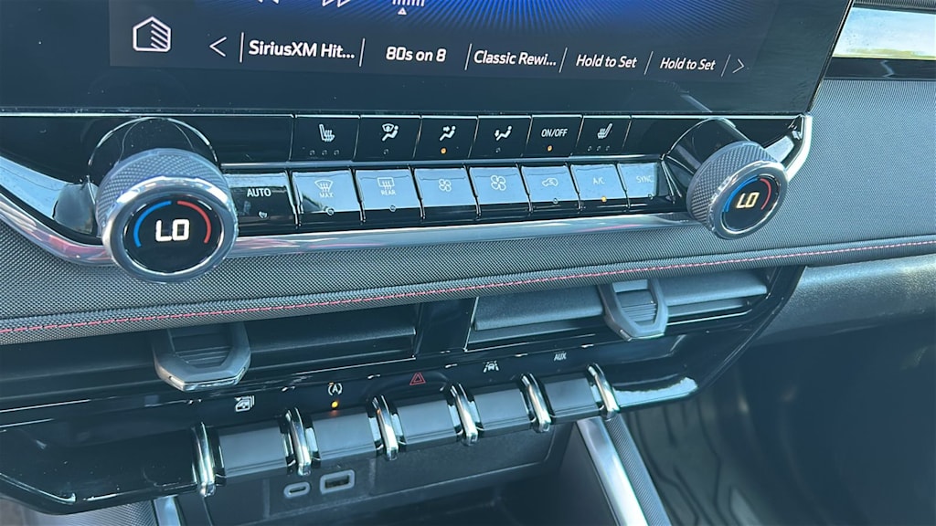 Thumbnail: 2024 Chevrolet Colorado - 23