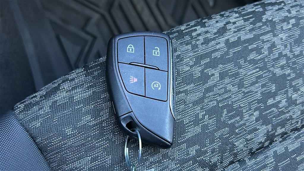 Thumbnail: 2024 Chevrolet Colorado - 18