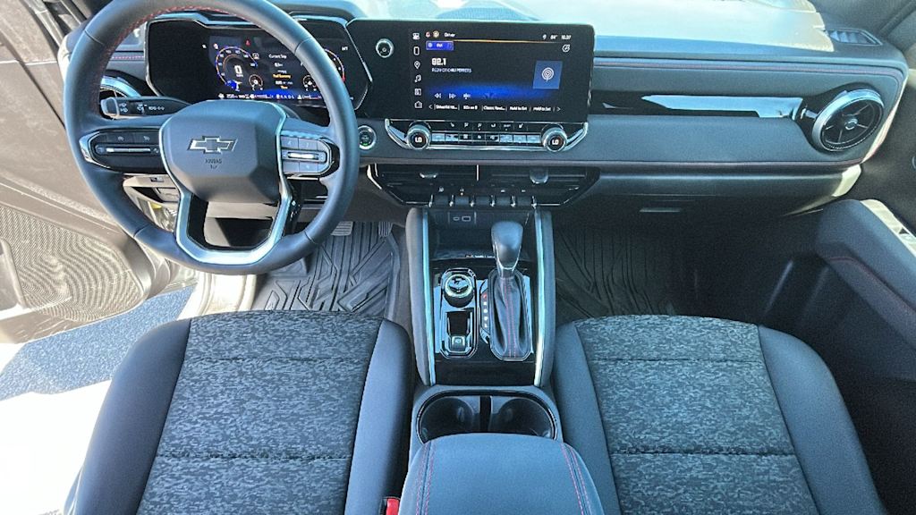 Thumbnail: 2024 Chevrolet Colorado - 13