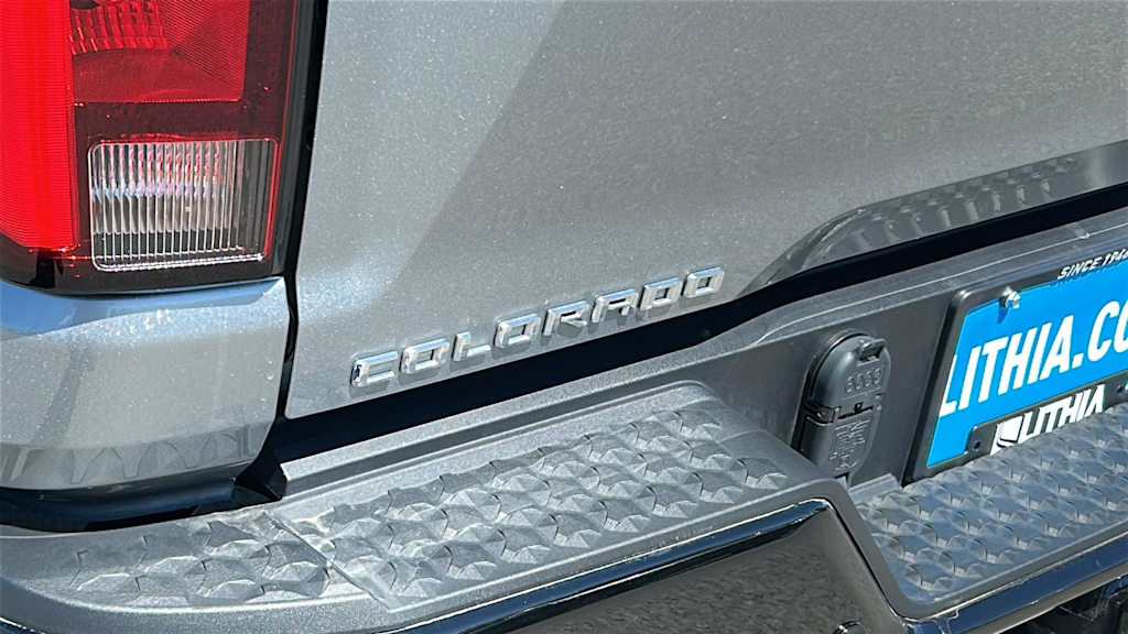 Thumbnail: 2024 Chevrolet Colorado - 7