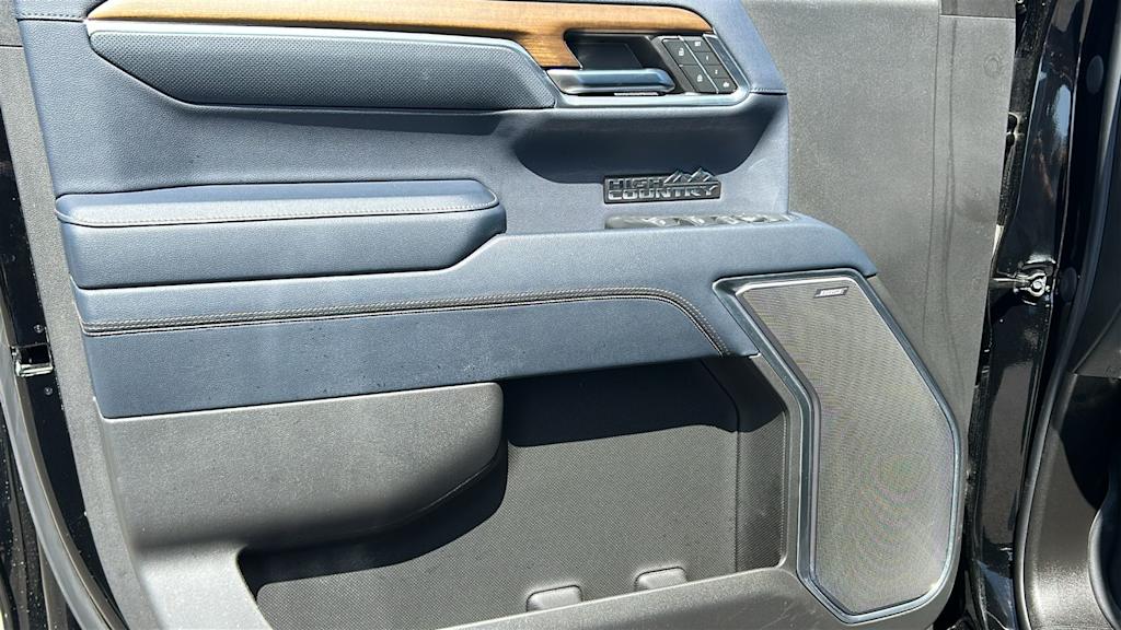 Thumbnail: 2024 Chevrolet Silverado 1500 - 29