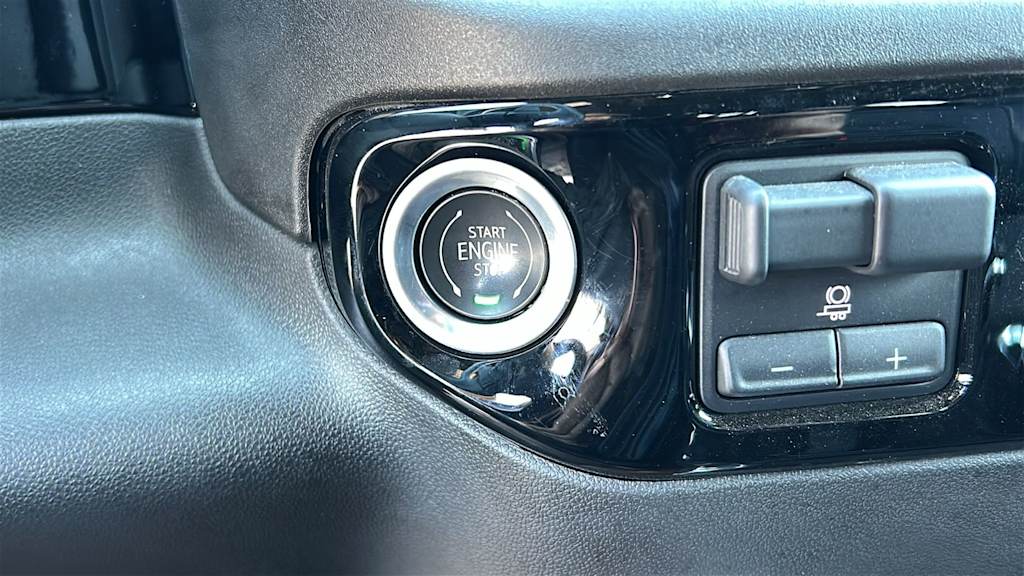 Thumbnail: 2024 Chevrolet Silverado 1500 - 24