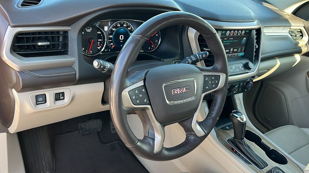 Thumbnail: 2017 GMC Acadia - 2