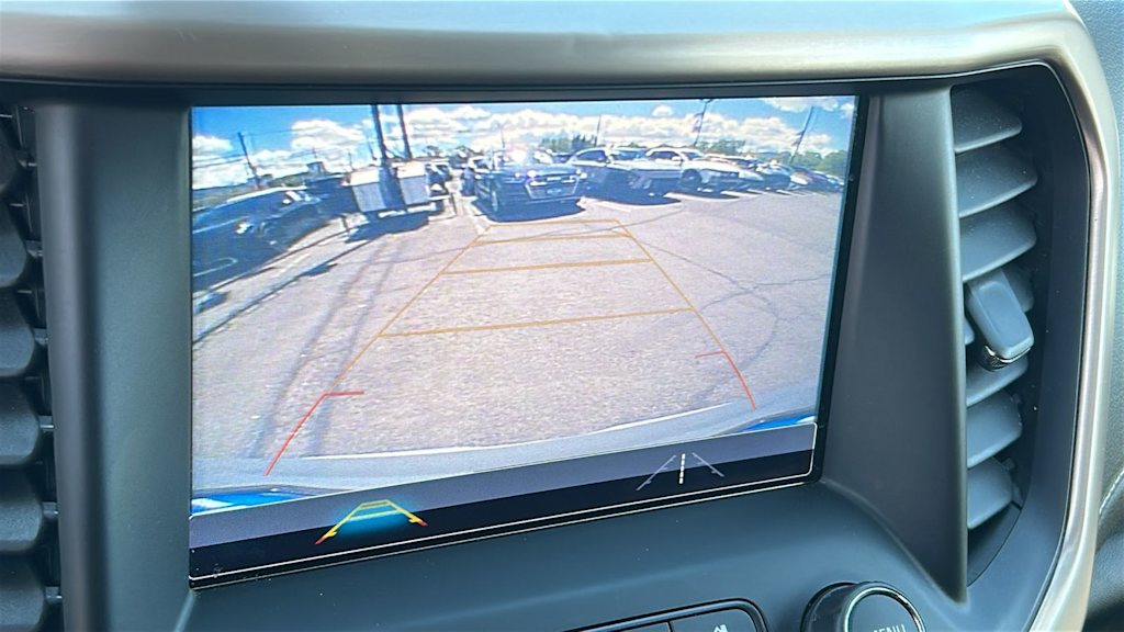 Thumbnail: 2019 GMC Acadia - 22