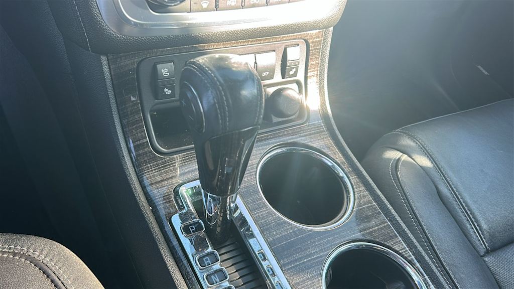 Thumbnail: 2017 GMC Acadia - 15