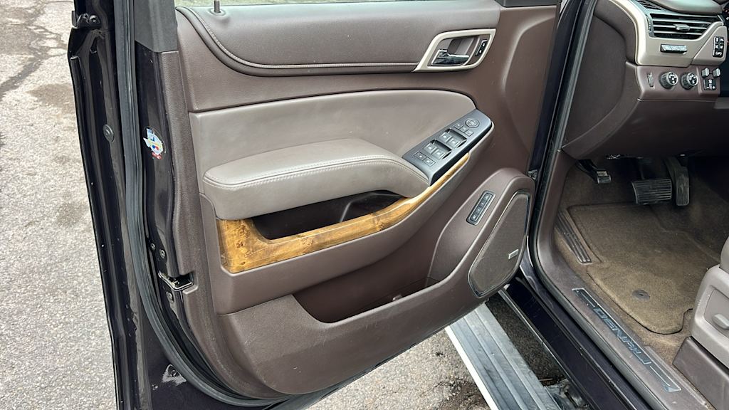 Thumbnail: 2015 GMC Yukon - 29