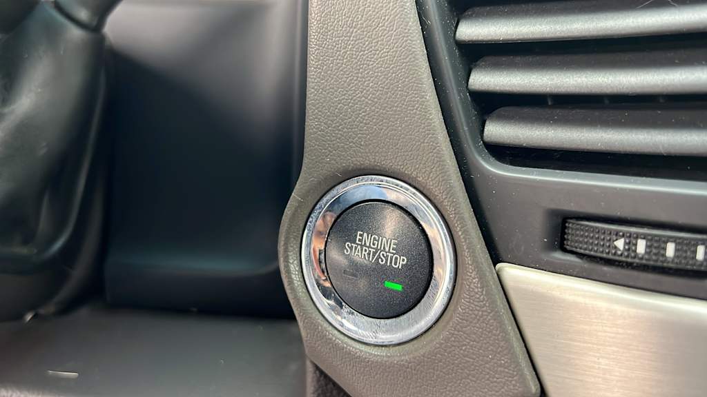 Thumbnail: 2015 GMC Yukon - 25