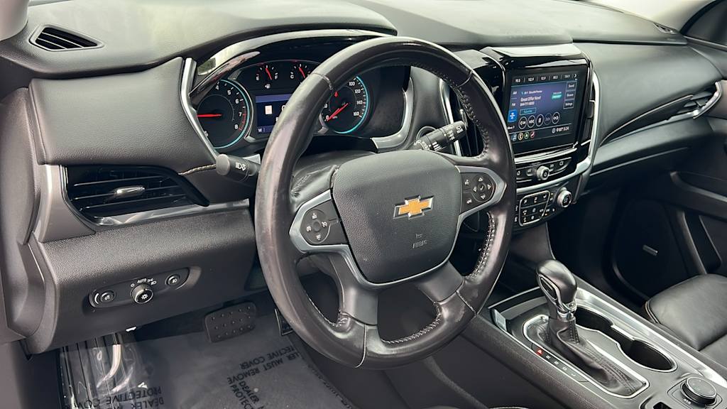 Thumbnail: 2021 Chevrolet Traverse - 2