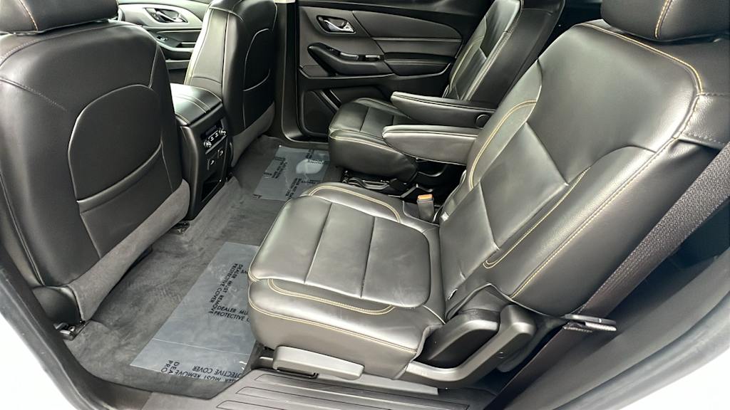 Thumbnail: 2021 Chevrolet Traverse - 12
