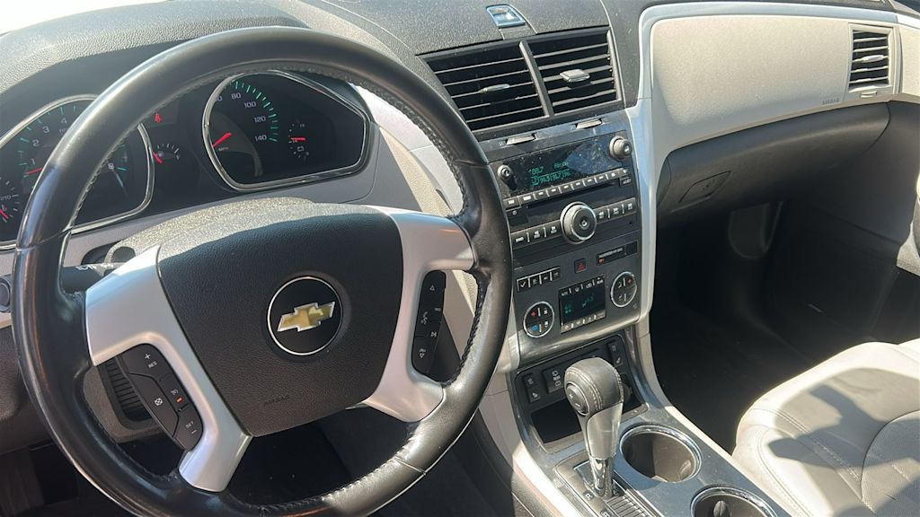 Thumbnail: 2012 Chevrolet Traverse - 2