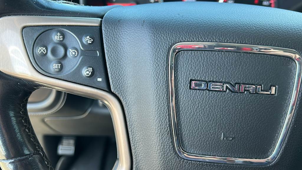 Thumbnail: 2015 GMC Sierra 2500 - 24