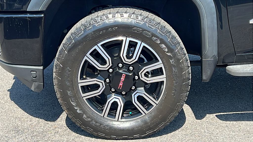 Thumbnail: 2022 GMC Sierra 2500 - 8