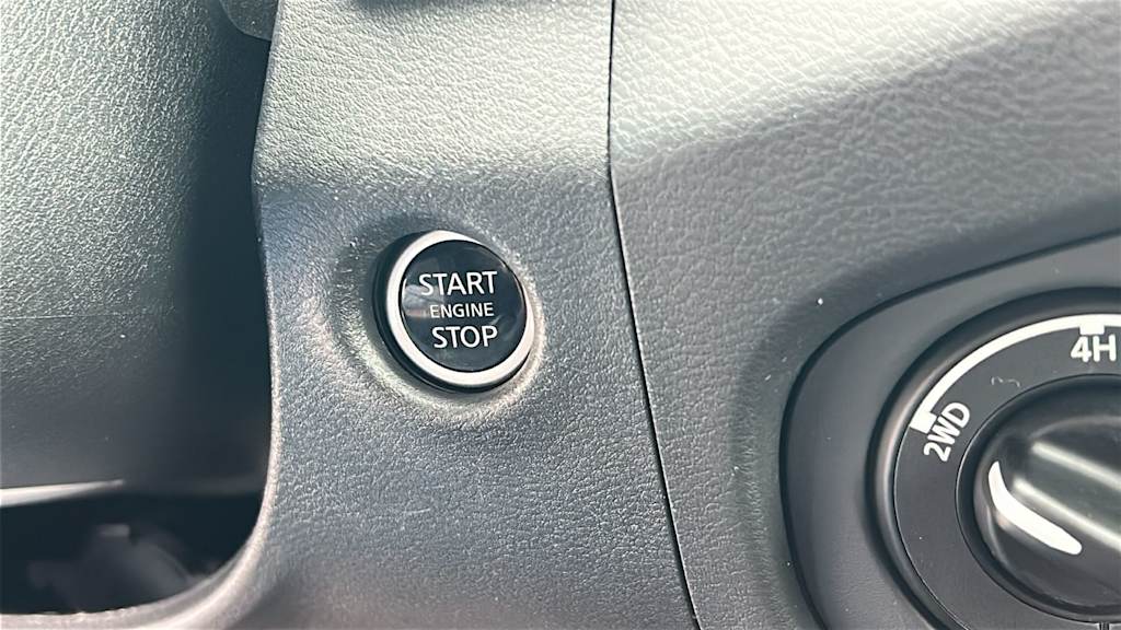 Thumbnail: 2024 Nissan Frontier - 24