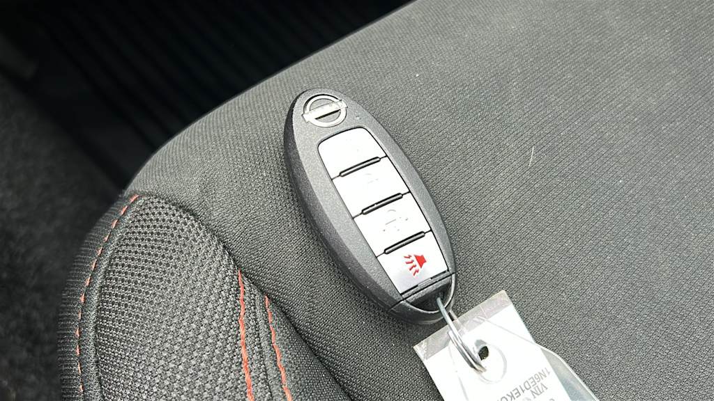 Thumbnail: 2024 Nissan Frontier - 17