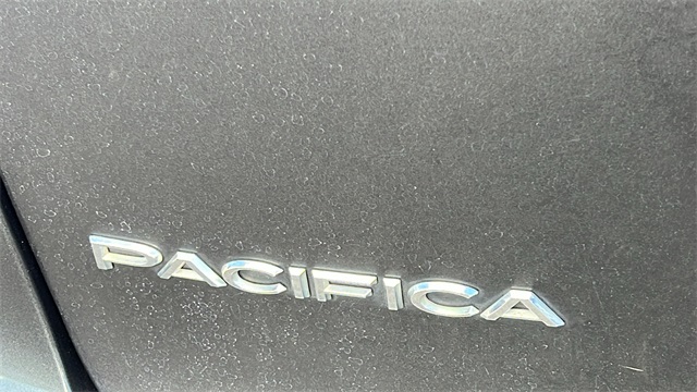 2018 Chrysler Pacifica Touring L 7