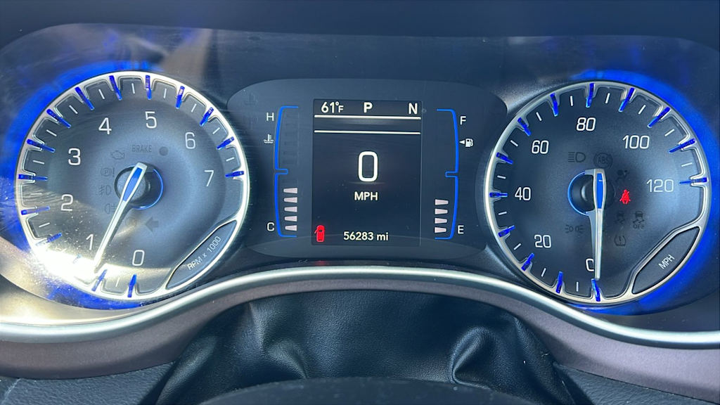 Thumbnail: 2023 Chrysler Voyager - 16