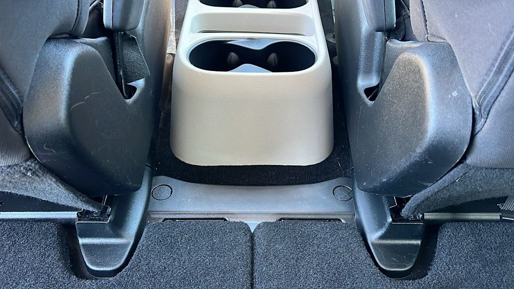 Thumbnail: 2023 Chrysler Voyager - 29