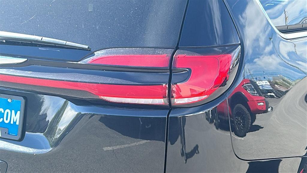 Thumbnail: 2023 Chrysler Pacifica - 14