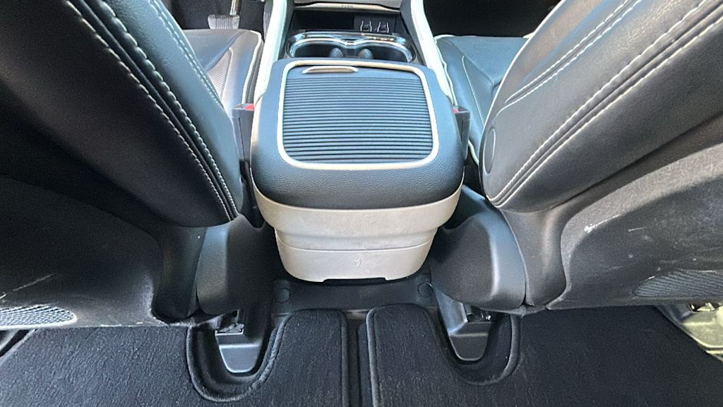Thumbnail: 2023 Chrysler Pacifica - 29