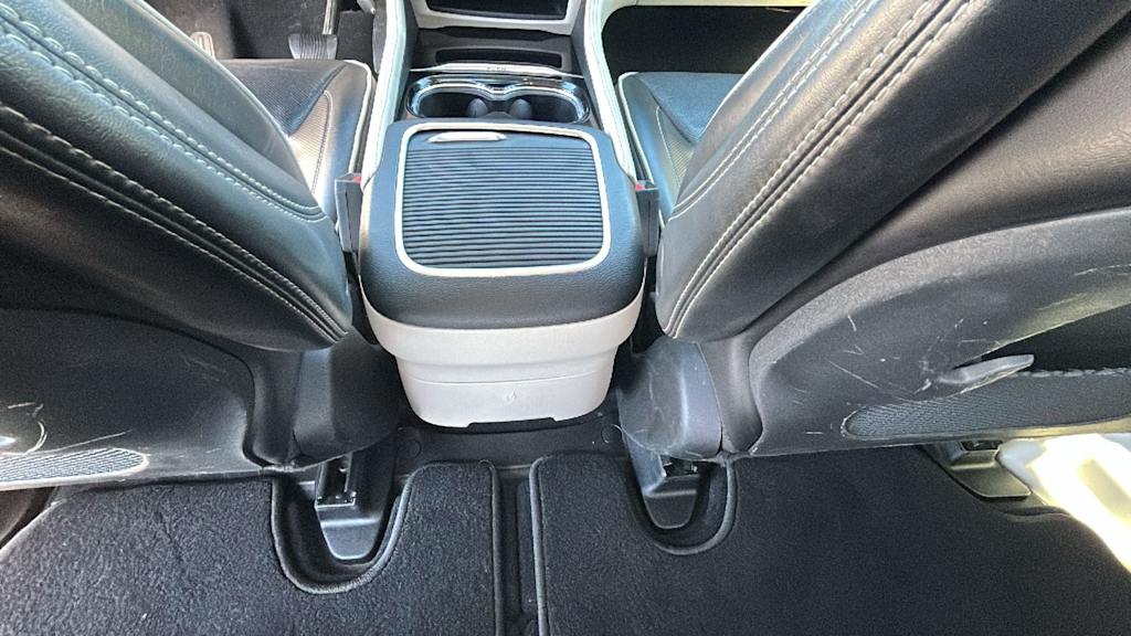 Thumbnail: 2023 Chrysler Pacifica - 29