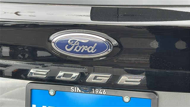 2023 Ford Edge SEL 7